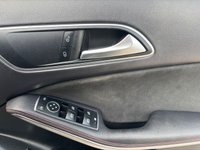 USED 2019 19 MERCEDES-BENZ GLA 2.1 GLA200d AMG Line (Executive) SUV 5dr Diesel 7G-DCT 4MATIC Euro 6 (s/s) (136 ps) REVERSE CAMERA