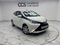 USED 2017 17 TOYOTA AYGO 1.0 VVT-i x-play Hatchback 3dr Petrol Manual Euro 6 (68 ps) Finished In White Flash, This Aygo Comes With A Reverse Camera, 2 Keys, 12 Months MOT, 3 Months Warranty. Finance And Extended Warranty Available.