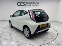 USED 2017 17 TOYOTA AYGO 1.0 VVT-i x-play Hatchback 3dr Petrol Manual Euro 6 (68 ps) Finished In White Flash, This Aygo Comes With A Reverse Camera, 2 Keys, 12 Months MOT, 3 Months Warranty. Finance And Extended Warranty Available.