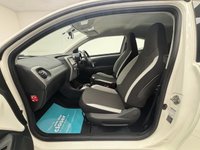 USED 2017 17 TOYOTA AYGO 1.0 VVT-i x-play Hatchback 3dr Petrol Manual Euro 6 (68 ps) Finished In White Flash, This Aygo Comes With A Reverse Camera, 2 Keys, 12 Months MOT, 3 Months Warranty. Finance And Extended Warranty Available.