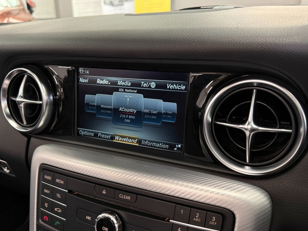 USED 2017 17 MERCEDES-BENZ SLC 2.1 SLC250d AMG Line Convertible 2dr Diesel G-Tronic Euro 6 (s/s) (204 ps) 