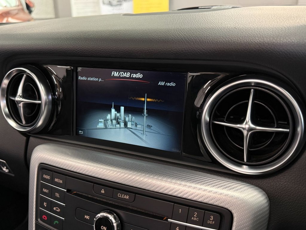 USED 2017 17 MERCEDES-BENZ SLC 2.1 SLC250d AMG Line Convertible 2dr Diesel G-Tronic Euro 6 (s/s) (204 ps) 