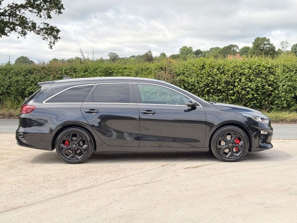 USED 2019 19 KIA CEED 1.4 T-GDi First Edition Sportswagon 5dr Petrol Manual Euro 6 (s/s) (138 bhp) 7 Services|Panoramic Roof|Camera|Heated & Cold Seats|