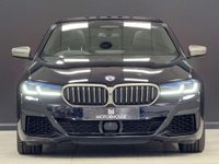 USED 2021 21 BMW 5 SERIES 4.4 M550i V8 Saloon 4dr Petrol Steptronic xDrive Euro 6 (s/s) (530 ps) FINANCE AVAILABLE + PX WELCOME FBMWSH + REAR TV + SUNROOF +