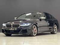 USED 2021 21 BMW 5 SERIES 4.4 M550i V8 Saloon 4dr Petrol Steptronic xDrive Euro 6 (s/s) (530 ps) FINANCE AVAILABLE + PX WELCOME FBMWSH + REAR TV + SUNROOF +