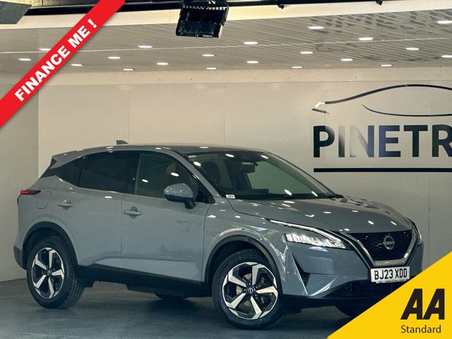View our NISSAN QASHQAI