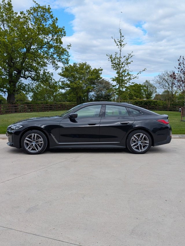 View our BMW I4