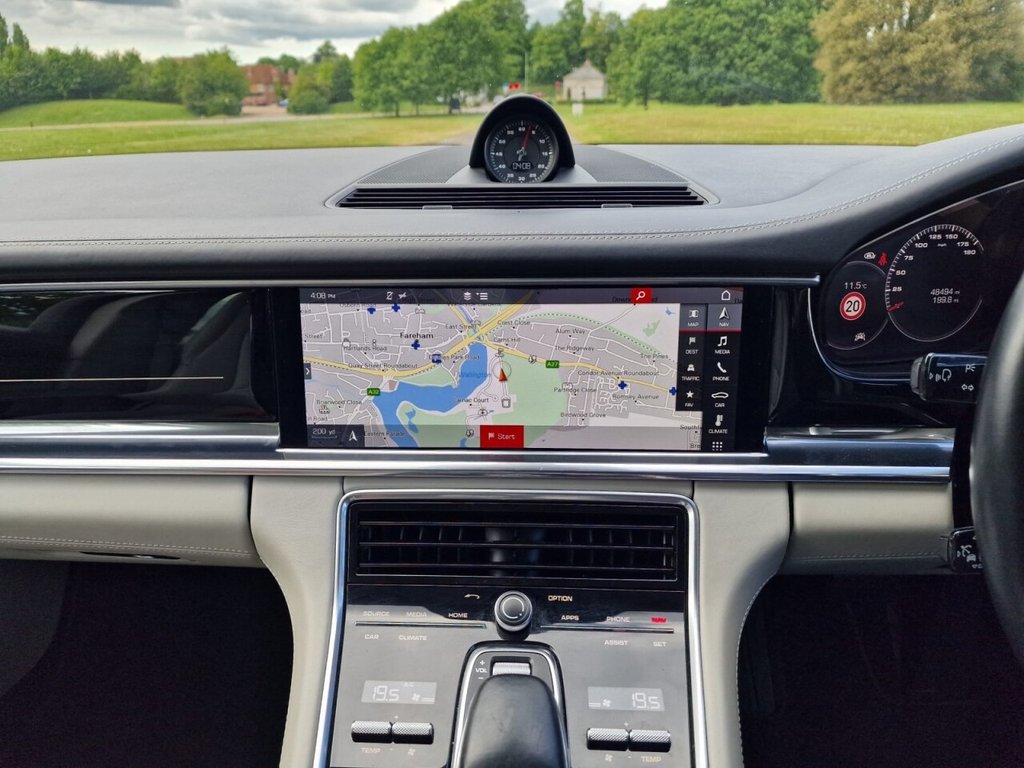 USED 2020 20 PORSCHE PANAMERA 2.9 V6 4 10 Years Edition Sport Turismo 5dr Petrol PDK 4WD Euro 6 (s/s) (330 ps) FINANCE AVAILABLE