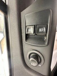USED 2015 65 VAUXHALL VIVARO 1.6 CDTi 2900 Sportive Panel Van 5dr Diesel Manual L2 H1 Euro 5 (115 ps) 