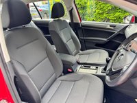 USED 2018 18 VOLKSWAGEN GOLF 1.5 TSI EVO SE Nav Hatchback 5dr Petrol Manual Euro 6 (s/s) (130 ps) Main dealer Service, 1 Owner