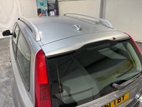 USED 2011 61 VOLVO V50 2.0 D3 SE Lux Edition Estate 5dr Diesel Manual Euro 5 (150 ps) Service History with 12 Stamps