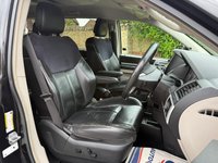 USED 2014 14 CHRYSLER GRAND VOYAGER 2.8 CRD Limited Auto Euro 5 5dr FSH SATNAV LEATHER EVERY EXTRA