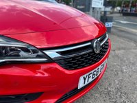 USED 2018 68 VAUXHALL ASTRA 1.4i Turbo SRi Hatchback 5dr Petrol Manual Euro 6 (150 ps) SAT NAV + CARPLAY + SENSORS + HEATED SEATS/WHEEL + CRUISE + FSH
