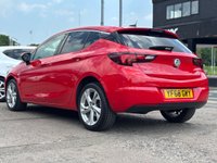 USED 2018 68 VAUXHALL ASTRA 1.4i Turbo SRi Hatchback 5dr Petrol Manual Euro 6 (150 ps) SAT NAV + CARPLAY + SENSORS + HEATED SEATS/WHEEL + CRUISE + FSH