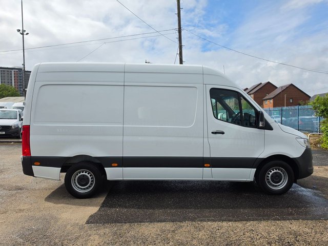 View our MERCEDES-BENZ SPRINTER