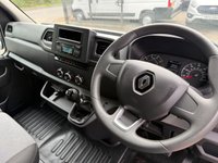 USED 2023 72 RENAULT MASTER 2.3 dCi 35 Business+ Panel Van 4dr Diesel Manual FWD MWB Medium Roof Euro 6 (135 ps) 1 OWNER ONLY 34K MILES AIR CON COMES WITH 1 YEARS MOT AND SERVICE