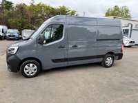 USED 2023 72 RENAULT MASTER 2.3 dCi 35 Business+ Panel Van 4dr Diesel Manual FWD MWB Medium Roof Euro 6 (135 ps) 1 OWNER ONLY 34K MILES AIR CON COMES WITH 1 YEARS MOT AND SERVICE
