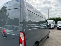 USED 2023 72 RENAULT MASTER 2.3 dCi 35 Business+ Panel Van 4dr Diesel Manual FWD MWB Medium Roof Euro 6 (135 ps) 1 OWNER ONLY 34K MILES AIR CON COMES WITH 1 YEARS MOT AND SERVICE