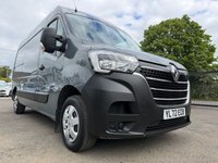 USED 2023 72 RENAULT MASTER 2.3 dCi 35 Business+ Panel Van 4dr Diesel Manual FWD MWB Medium Roof Euro 6 (135 ps) 1 OWNER ONLY 34K MILES AIR CON COMES WITH 1 YEARS MOT AND SERVICE