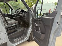 USED 2023 72 RENAULT MASTER 2.3 dCi 35 Business+ Panel Van 4dr Diesel Manual FWD MWB Medium Roof Euro 6 (135 ps) 1 OWNER ONLY 34K MILES AIR CON COMES WITH 1 YEARS MOT AND SERVICE