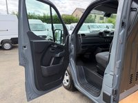 USED 2023 72 RENAULT MASTER 2.3 dCi 35 Business+ Panel Van 4dr Diesel Manual FWD MWB Medium Roof Euro 6 (135 ps) 1 OWNER ONLY 34K MILES AIR CON COMES WITH 1 YEARS MOT AND SERVICE