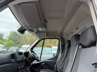 USED 2023 72 RENAULT MASTER 2.3 dCi 35 Business+ Panel Van 4dr Diesel Manual FWD MWB Medium Roof Euro 6 (135 ps) 1 OWNER ONLY 34K MILES AIR CON COMES WITH 1 YEARS MOT AND SERVICE