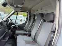USED 2023 72 RENAULT MASTER 2.3 dCi 35 Business+ Panel Van 4dr Diesel Manual FWD MWB Medium Roof Euro 6 (135 ps) 1 OWNER ONLY 34K MILES AIR CON COMES WITH 1 YEARS MOT AND SERVICE