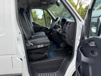 USED 2023 23 RENAULT MASTER 2.3 dCi 35 Business+ Panel Van 4dr Diesel Manual FWD LWB Medium Roof Euro 6 (135 ps) 1 OWNER ONLY 22K MILES AIR CON COMES WITH 1 YEARS MOT AND SERVICE