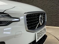 USED 2019 69 VOLVO V60 2.0 D4 R-Design Plus Estate 5dr Diesel Auto Euro 6 (s/s) (190 ps) REAR CAMERA, HEATED SEATS, SAT NAV