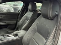 USED 2016 65 JAGUAR XF 3.0d V6 S Saloon 4dr Diesel Auto Euro 6 (s/s) (300 ps) LOVELY HISTORY 3L V6 S 300 BHP + 360 CAM & SUEDECLOTH & CORRIS GREY!