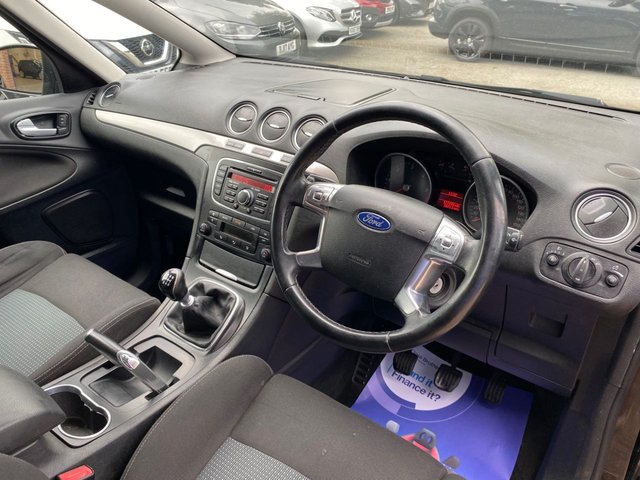 View our FORD S-MAX