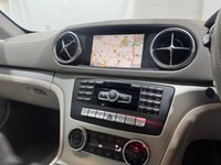 USED 2014 L MERCEDES-BENZ SL 3.5 SL350 V6 BlueEfficiency Convertible 2dr Petrol G-Tronic Euro 5 (s/s) (306 ps) CONVERTIBLE - SAT NAV