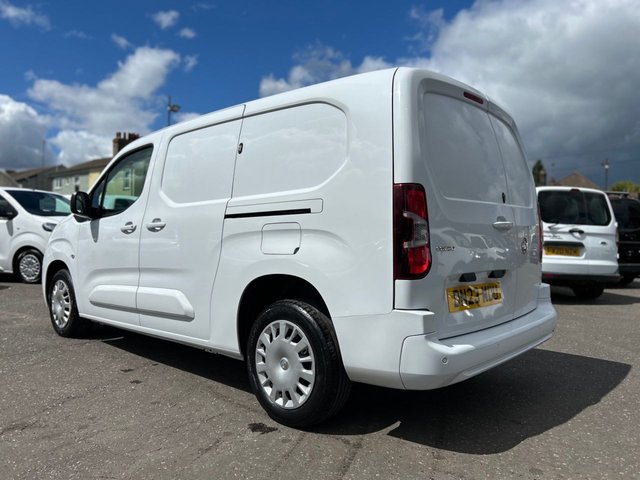 View our VAUXHALL COMBO