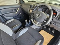 USED 2014 64 DACIA SANDERO STEPWAY 1.5 dCi Laureate Hatchback 5dr Diesel Manual Euro 5 (90 ps) 
