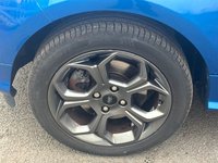 USED 2019 68 FORD ECOSPORT 1.0T EcoBoost GPF ST-Line SUV 5dr Petrol Auto Euro 6 (s/s) (125 ps) THIS FANTASIC LOOKING AUTO COME WITH 2 KEYS,CLIMATE ,MEDIA,REVERSE CAMERA AND MUCH MORE..