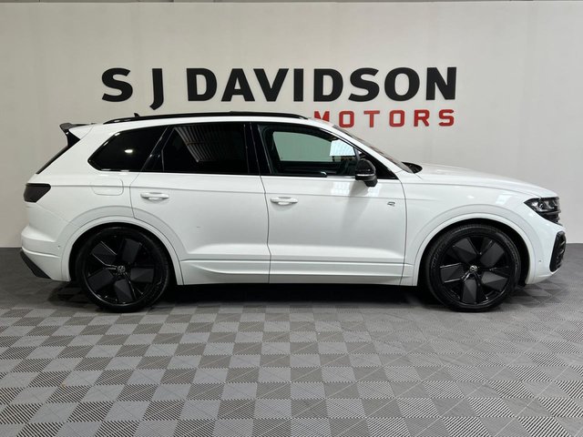 View our VOLKSWAGEN TOUAREG