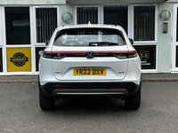 USED 2022 22 HONDA HR-V 1.5 h i-MMD Elegance SUV 5dr Petrol Hybrid CVT Euro 6 (s/s) (131 ps) 1 Owner From Brand New  |  Set of 2 Keys
