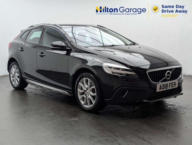 USED 2018 18 VOLVO V40 2.0 V40 Cross Country Professional D4 Auto 5dr CLICK+COLLECT / HOME DELIVERY