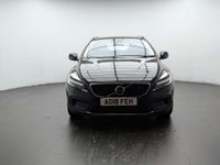 USED 2018 18 VOLVO V40 2.0 V40 Cross Country Professional D4 Auto 5dr CLICK+COLLECT / HOME DELIVERY
