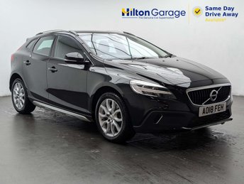 2018 VOLVO V40