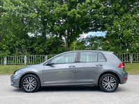 USED 2017 17 VOLKSWAGEN GOLF GOLF SE NAVIGATION SAT NAV + BLUETOOTH
