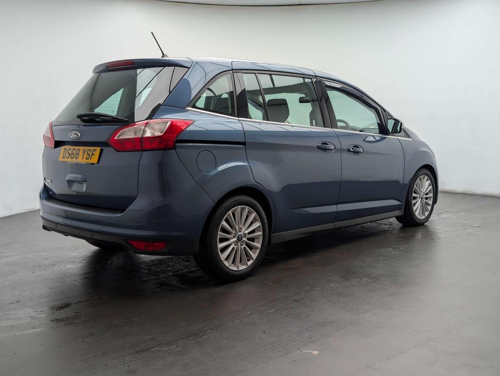 Used 2019 68 FORD C-MAX 1.5 Grand C-Max Titanium TDCi Auto 5dr CLICK+COLLECT / HOME DELIVERY