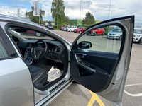 USED 2017 17 VOLVO V60 CROSS COUNTRY 2.4 D4 SE Nav Estate 5dr Diesel Auto AWD Euro 6 (s/s) (190 ps) IMMACULATE INSIDE AND OUT !!!