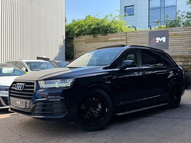 View our AUDI Q7
