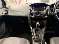USED 2015 15 FORD FOCUS 1.6 Titanium Hatchback 5dr Petrol Powershift Euro 6 (125 ps) AUTOMATIC LIGHTS! BLUETOOTH!