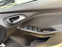USED 2015 15 FORD FOCUS 1.6 Titanium Hatchback 5dr Petrol Powershift Euro 6 (125 ps) AUTOMATIC LIGHTS! BLUETOOTH!
