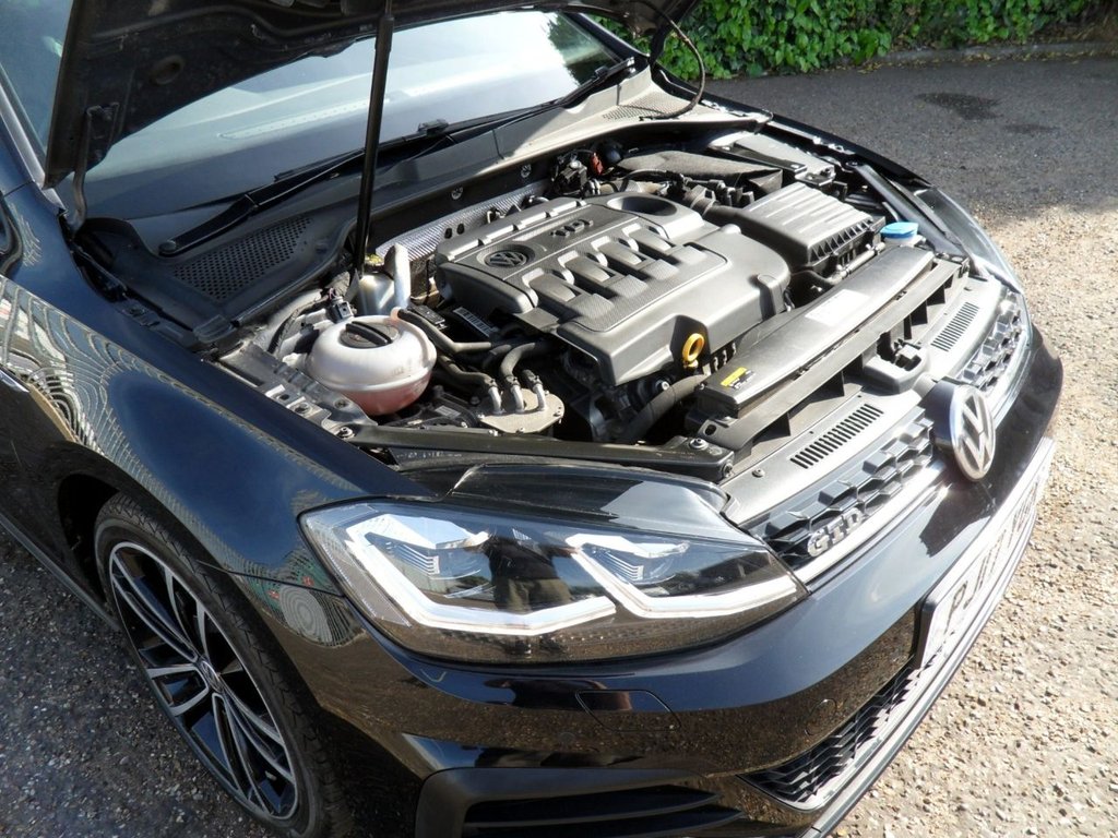 USED 2017 17 VOLKSWAGEN GOLF 2.0 TDI BlueMotion Tech GTD Hatchback 5dr Diesel Manual Euro 6 (s/s) (184 ps) 2Owners Heated Leather Rear Privacy