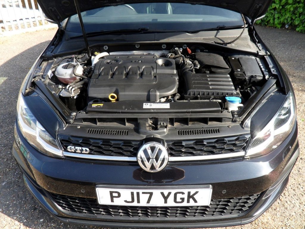 USED 2017 17 VOLKSWAGEN GOLF 2.0 TDI BlueMotion Tech GTD Hatchback 5dr Diesel Manual Euro 6 (s/s) (184 ps) 2Owners Heated Leather Rear Privacy
