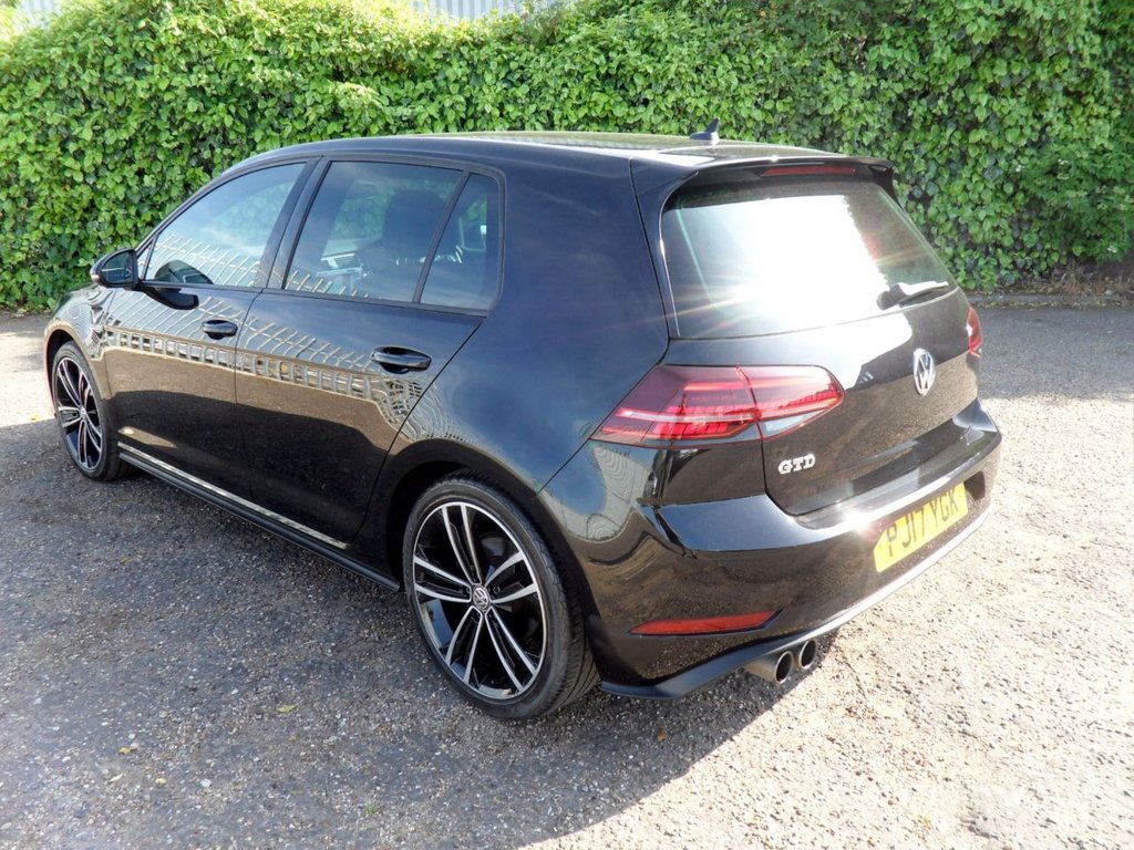 USED 2017 17 VOLKSWAGEN GOLF 2.0 TDI BlueMotion Tech GTD Hatchback 5dr Diesel Manual Euro 6 (s/s) (184 ps) 2Owners Heated Leather Rear Privacy
