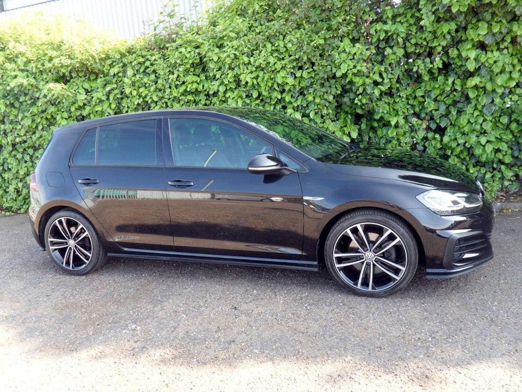 USED 2017 17 VOLKSWAGEN GOLF 2.0 TDI BlueMotion Tech GTD Hatchback 5dr Diesel Manual Euro 6 (s/s) (184 ps) 2Owners Heated Leather Rear Privacy
